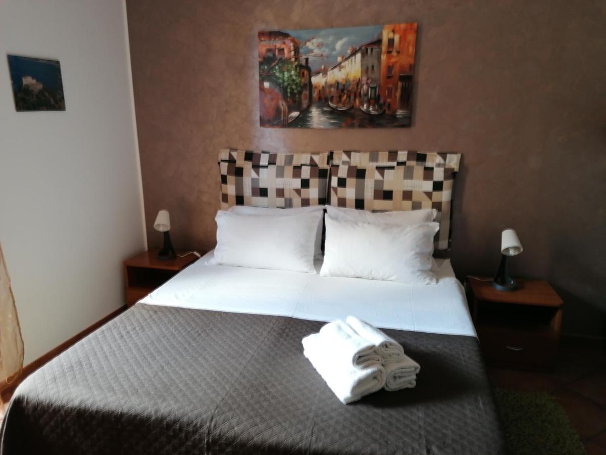 A Due Passi Dal Mare Bed & Breakfast Capo dʼOrlando Екстериор снимка