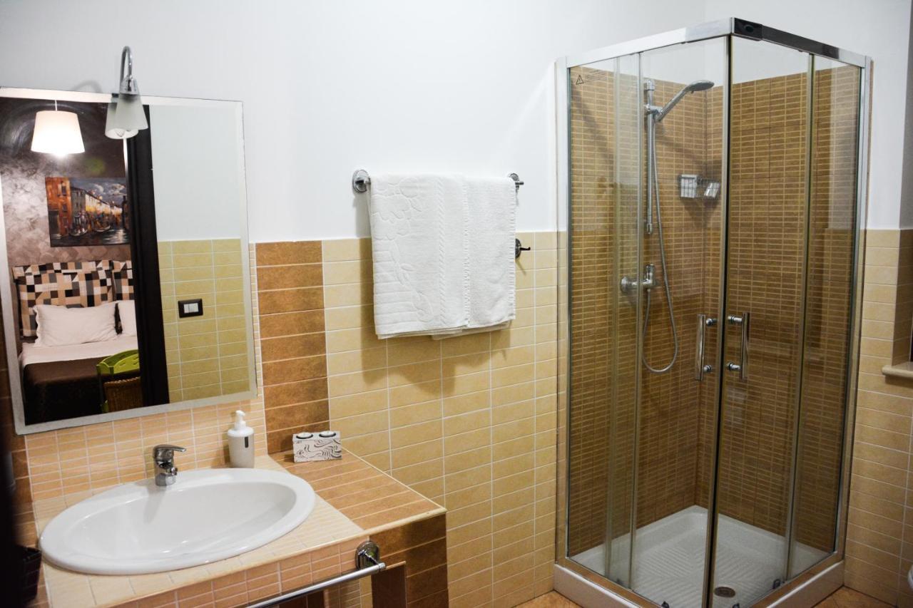 A Due Passi Dal Mare Bed & Breakfast Capo dʼOrlando Екстериор снимка