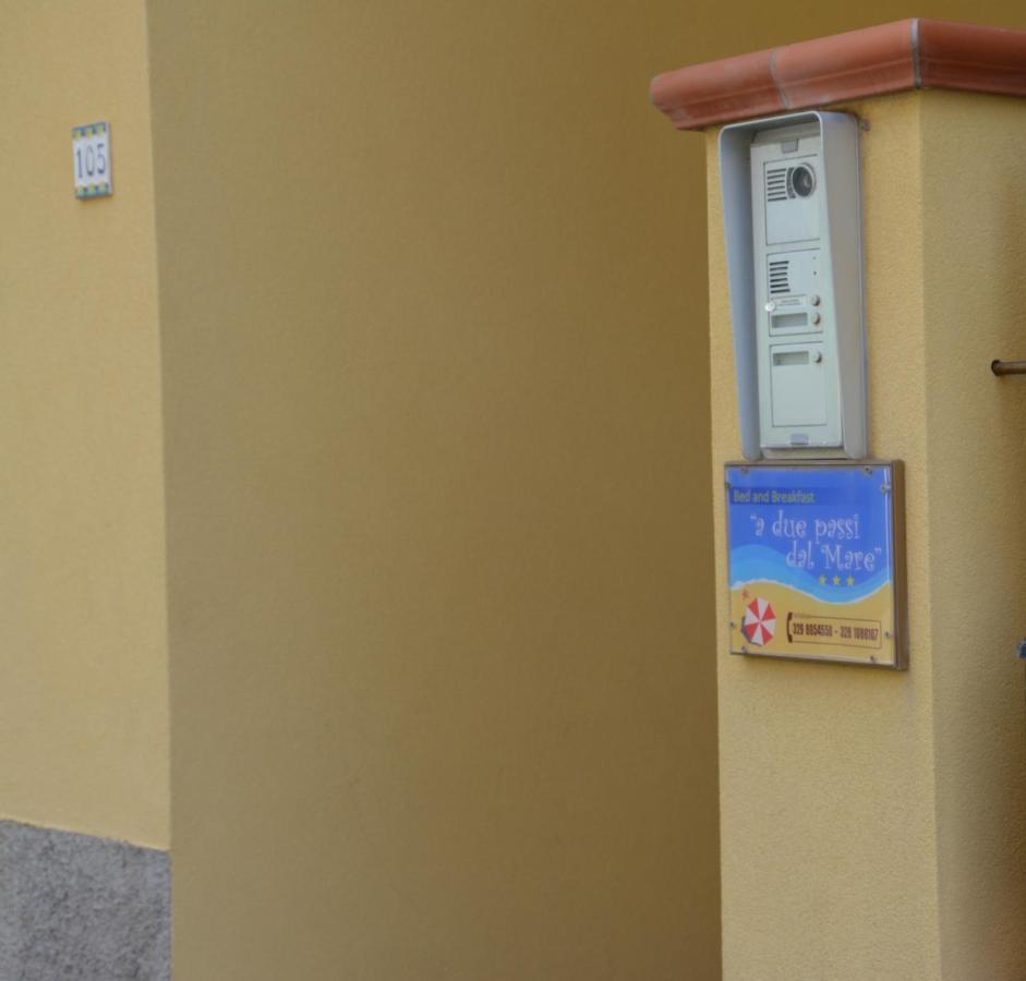 A Due Passi Dal Mare Bed & Breakfast Capo dʼOrlando Екстериор снимка